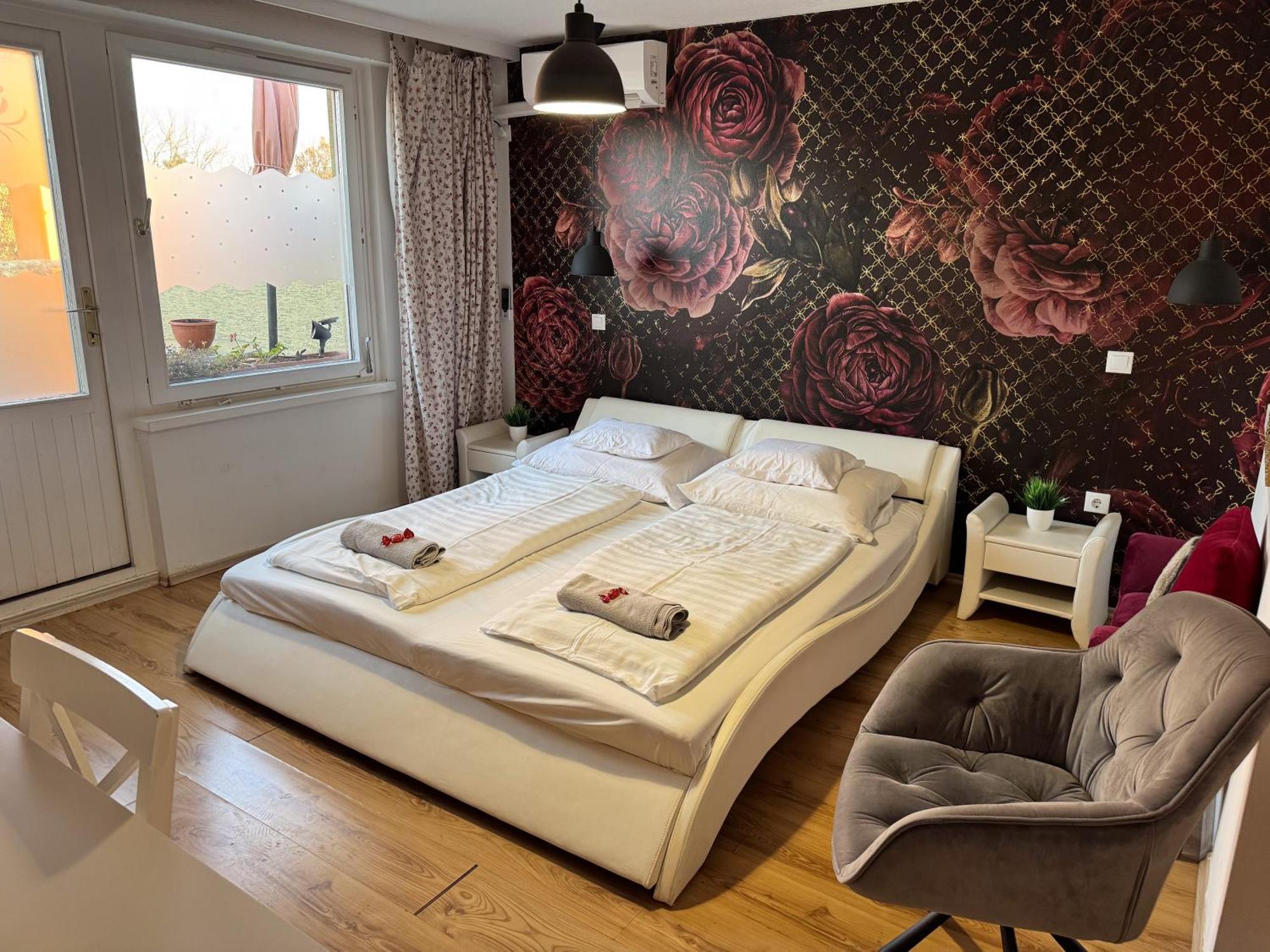 Ejjelibagoly Vendeghaz Hotel Szentes Buitenkant foto